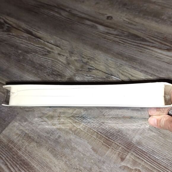 NEW Disney Masterpiece The Black Cauldron VHS 1998 SEALED RARE Vintage - Picture 5 of 6